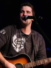 Josh Gracin