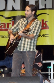 Josh Thompson