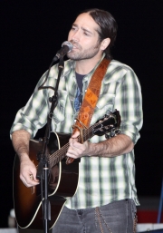 Josh Thompson