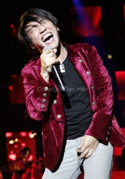 Arnel Pineda