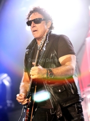 Neal Schon