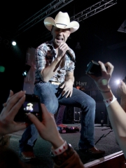 Justin Moore