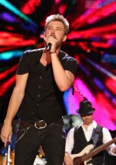 Charles Kelley