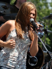 Hillary Scott