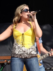 Hillary Scott