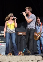 Hillary Scott, Charles Kelley