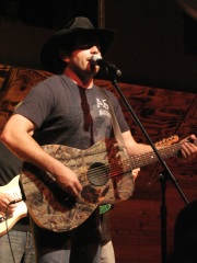 Rhett Akins