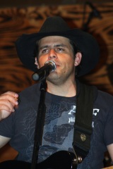 Rhett Akins