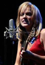 Rhonda Vincent