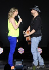 Jennifer Nettles and Kristian Bush