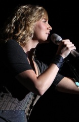 Jennifer Nettles