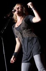 Jennifer Nettles