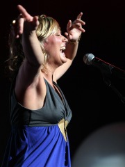 Jennifer Nettles