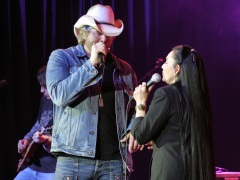 Toby Keith and Crystal Gayle