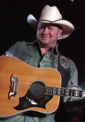 Tracy Lawrence