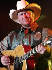 Tracy Lawrence