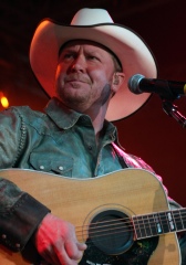 Tracy Lawrence