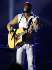 Trent Tomlinson